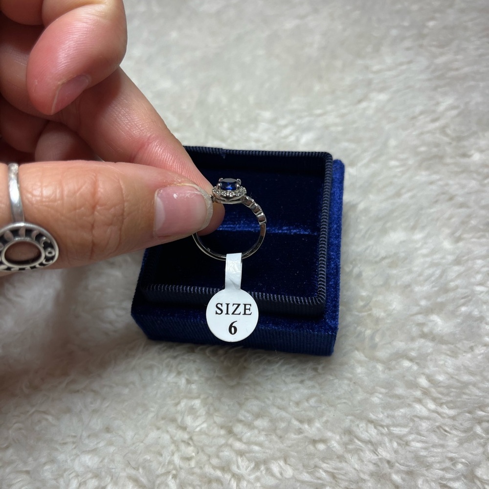 NEW Blue Diamon Ring - Picture 2 of 3
